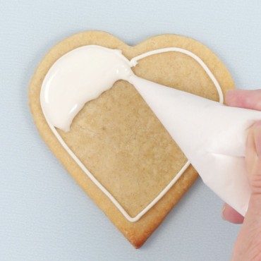 Large Heart Cookie Cutter - 9cm Heart Shaped Cookie Cutter