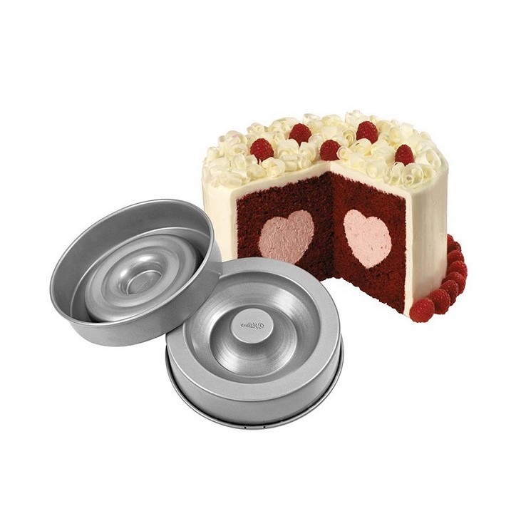 Wilton Heart Tasty-Fill Cake Pan 22cm – For Surprise Cakes with Heart Filling 💖