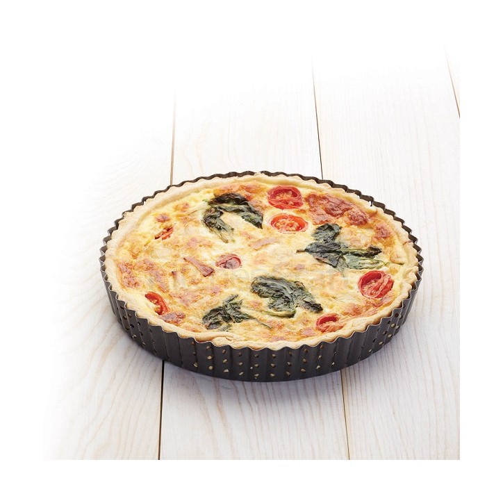 Master Class Crusty Bake Quiche Tin 18cm – Perforated with Loose Base Master Class Crusty Bake Quiche Tin 18cm – Perforated with Loose Base