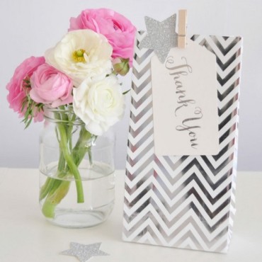 Illume Partyware Chevron Silver Treat Bag