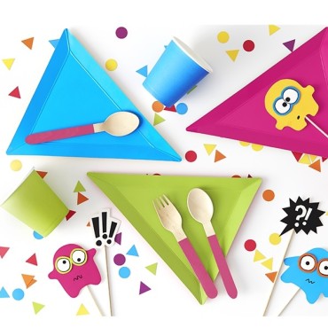 Bright Triangle Party Plates