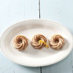 Nordic Ware Mini Heritage Bundtlette Pan