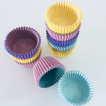 Pastel color mini baking cups 0339744 Decora