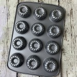 PME Mini Fancy Ring Pan for 12 pcs