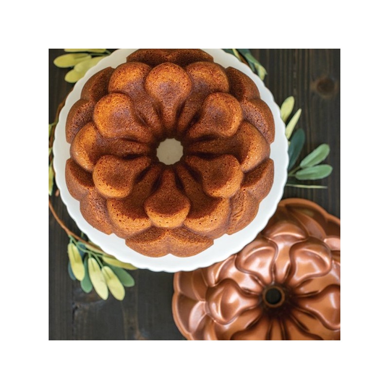 Nordic Ware Magnolia Bundt Pan