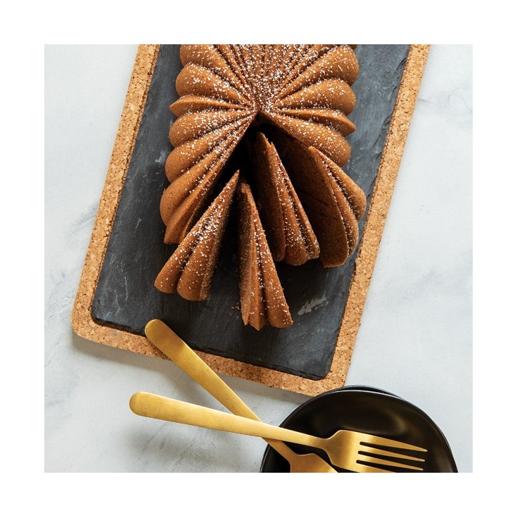 Gewellte Kastenkuchenbackform Nordicware Classic Fluted Loaf Pan 81677 Gewellte Kastenkuchenbackform Nordicware Classic Fluted Loaf Pan 81677