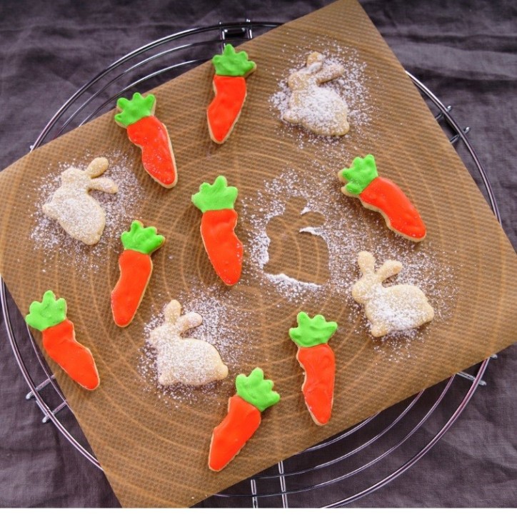 Osterhase & Karotte Ausstecher Set – Dr. Oetker