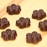 FunCakes Chocolate Mould - Flowers, 18pcs