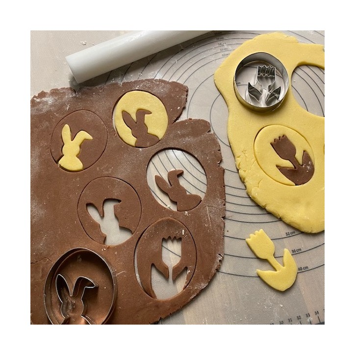Egg cookie cutter with motive Rabbit & Tulip - Dr. Oetker 1888 Egg cookie cutter with motive Rabbit & Tulip - Dr. Oetker 1888
