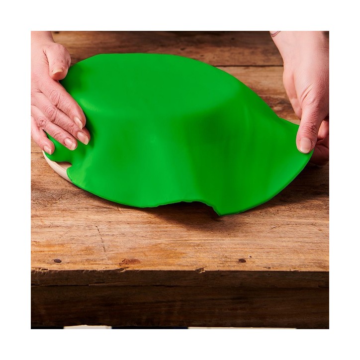 FunCakes Pre-Rolled Fondant Spring Green – 430g Vegan Ready-to-Use Green Fondant