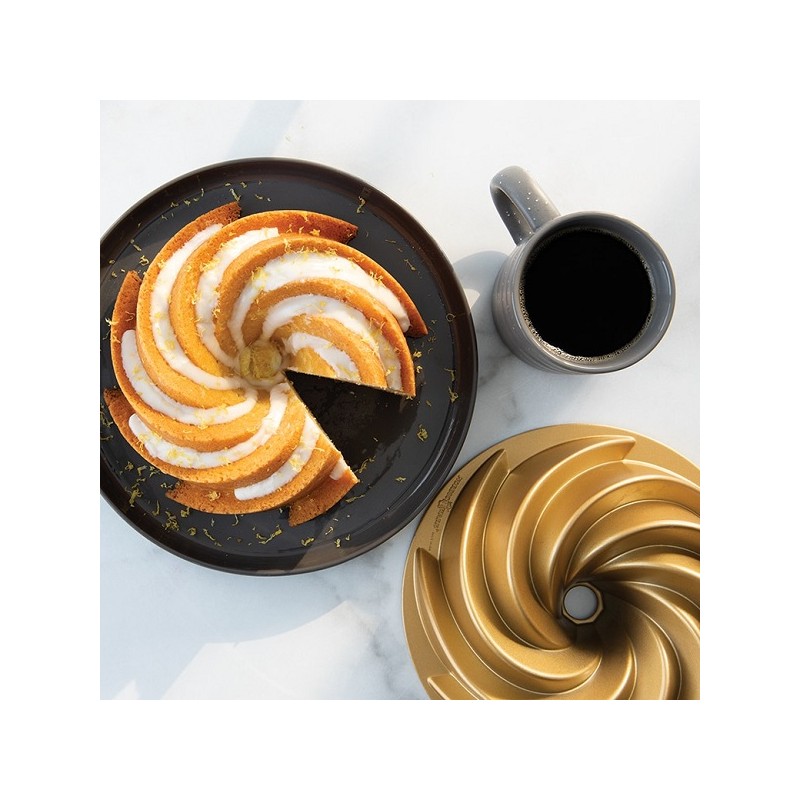 Nordic Ware Rondo Heritage Bundt Pan