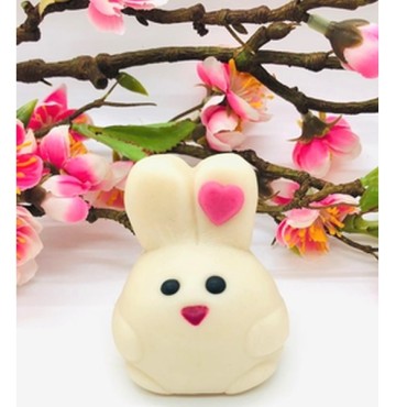 Marzipan Figurine Easter Bunny with Pink Heart 60g - Olo Marzipan Bunny - Marzipan Easter Bunny
