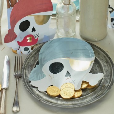 Meri Meri Pirate Plates with bandanas - Pirate Party Supplies - Pirate Tableware