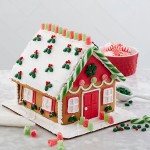 Wilton Gingerbread House Cutter Set 3 pcs