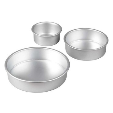 Wilton Aluminum Round Cake Pans 3-Piece Set with 8-Inch 6-Inch and 4-Inch Cake Pans 03-0-0051