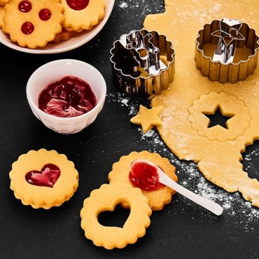 5cm Linzer Cookie Cutter Star - 199934