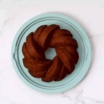 Nordic Ware Bundt Cake Keeper