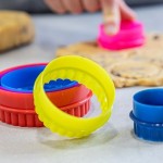 KitchenCraft Colourworks Double Sided Round Cookie Cutters