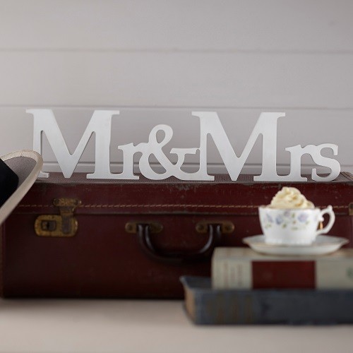 Ginger Ray Mr & Mrs Wooden Sign 45x10cm