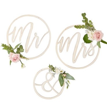 Ginger Ray Mrs & Mrs Wooden Hoops – Wedding Decoration