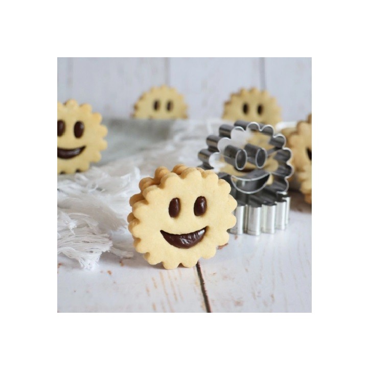Scrap Cooking Smile Spitzbuben Cutter Set, 2 pcs Scrap Cooking Smile Spitzbuben Cutter Set, 2 pcs
