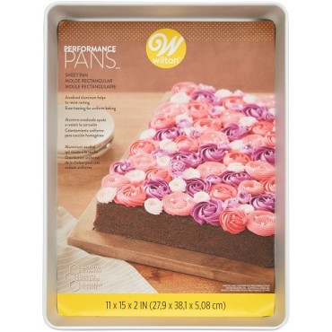 Wilton Performance Pans Oblong Baking Tray 28x38 cm – Perfect for Sheet Cakes