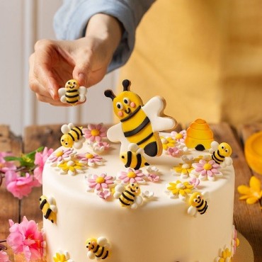 Decora Zuckerdekor Bienen – 6 Stück – Handgefertigte, glutenfreie Kuchendeko