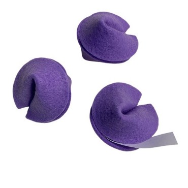 Felt Fortune Cookie Lilac – Creative Gift & Table Decoration Switzerland