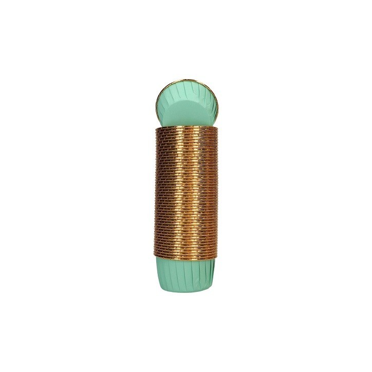 Wilton Muffin Baking Cups Aqua – 50 Pieces with Gold Edge Wilton Muffin Baking Cups Aqua – 50 Pieces with Gold Edge