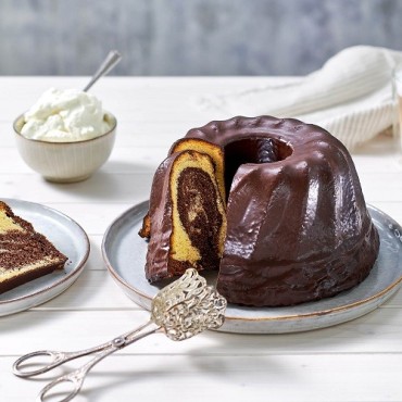 Dr. Oetker Dark Cake Glaze 125g – Ready-to-Use Chocolate Glaze